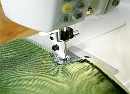 Pied bordeur pour biais 1/4 Husqvarna