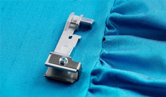 Pied fronceur pour HUSKYLOCK™ s15 seulement Husqvarna