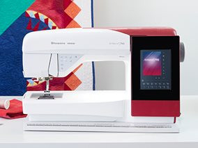 HUSQVARNA BRILLIANCE 75Q + Set de couture N°1 + Table d'extension offerte