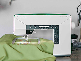 Husqvarna DESIGNER Jade 35 + Set de couture n°3 Offert !