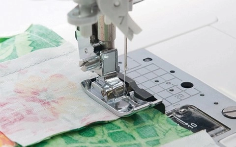 Pied avec guide 1/4" Juki