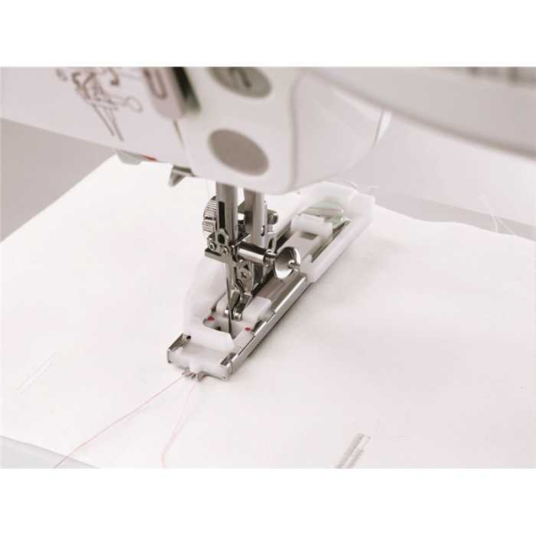 Pied R boutonnière 1 seule étape Janome