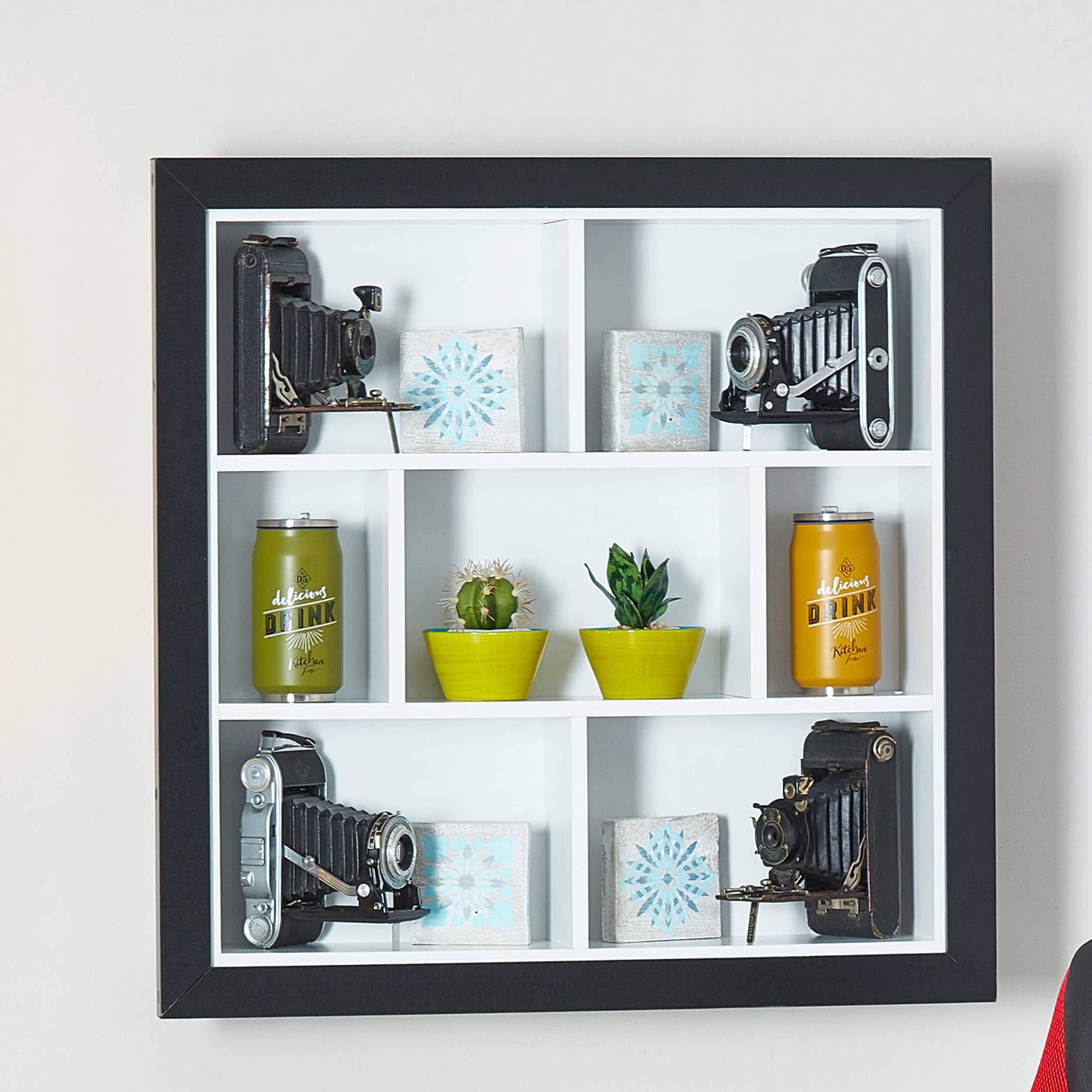 Etagère murale April - 7 niches