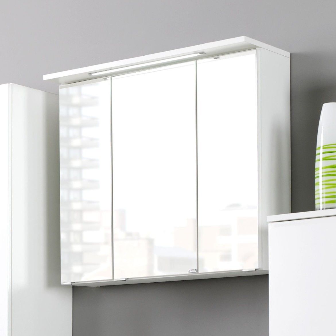 Armoire de toilette Bobbi 60cm modèle 1 3 portes & eclairage LED - blanc