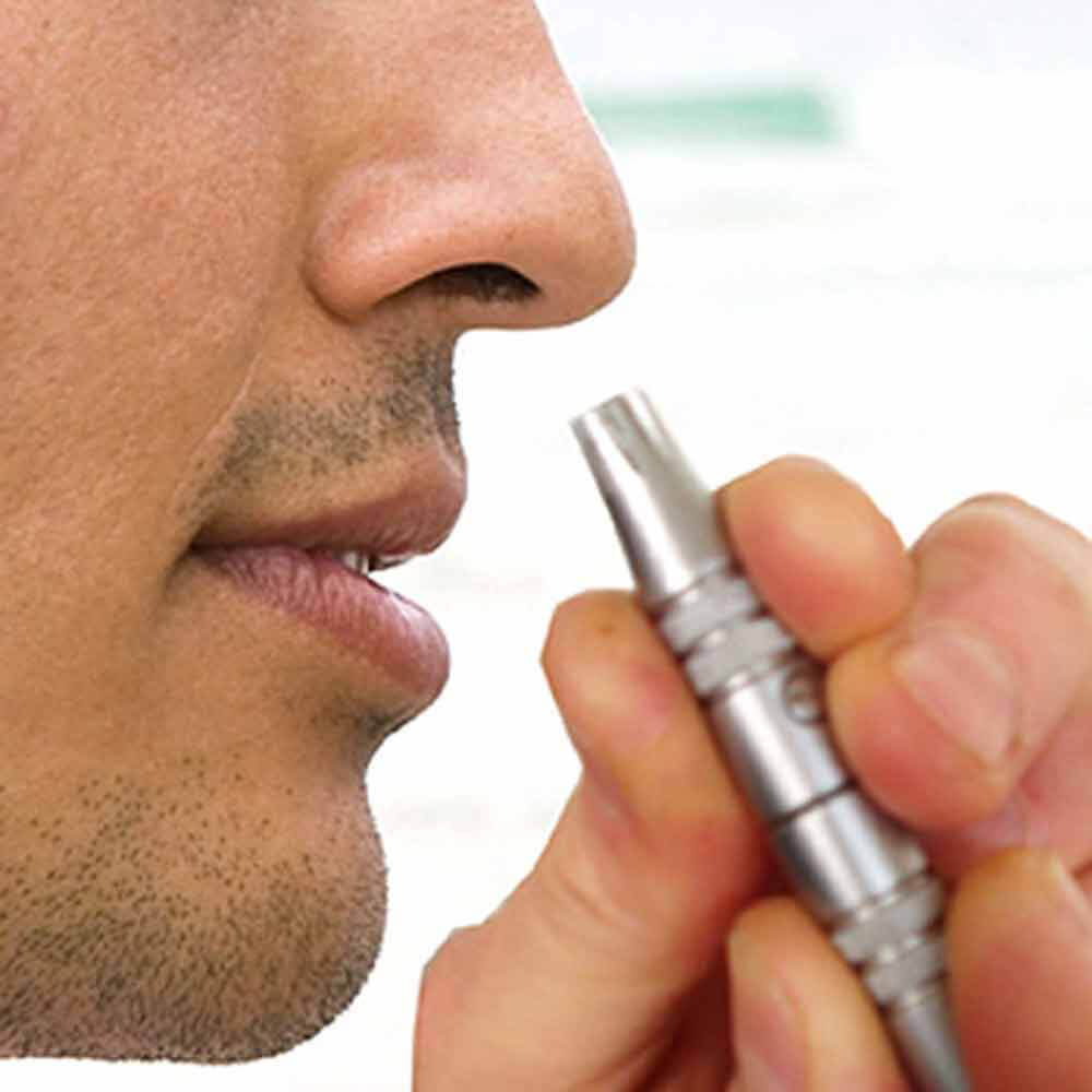 Coupe-cheveux de mateau de marié