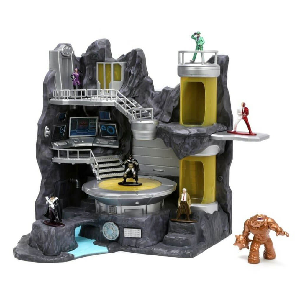 Batman Batcave Nanoscene avec des figures