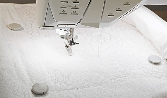 LARGE METAL HOOP HUSQVARNA ( 240 x 150 mm )