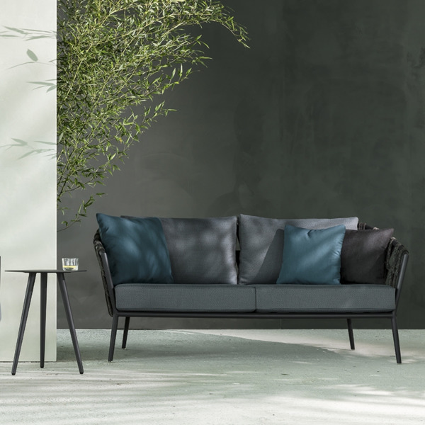 Vincent Sheppard Leo Side table