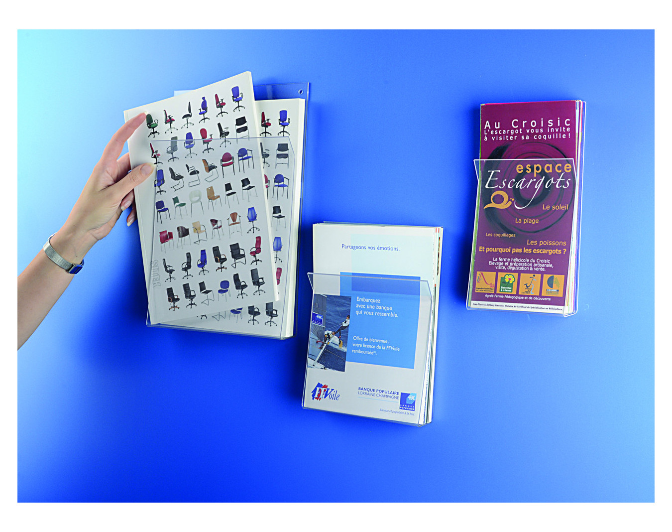 Lot de 5 présentoirs muraux Cristal