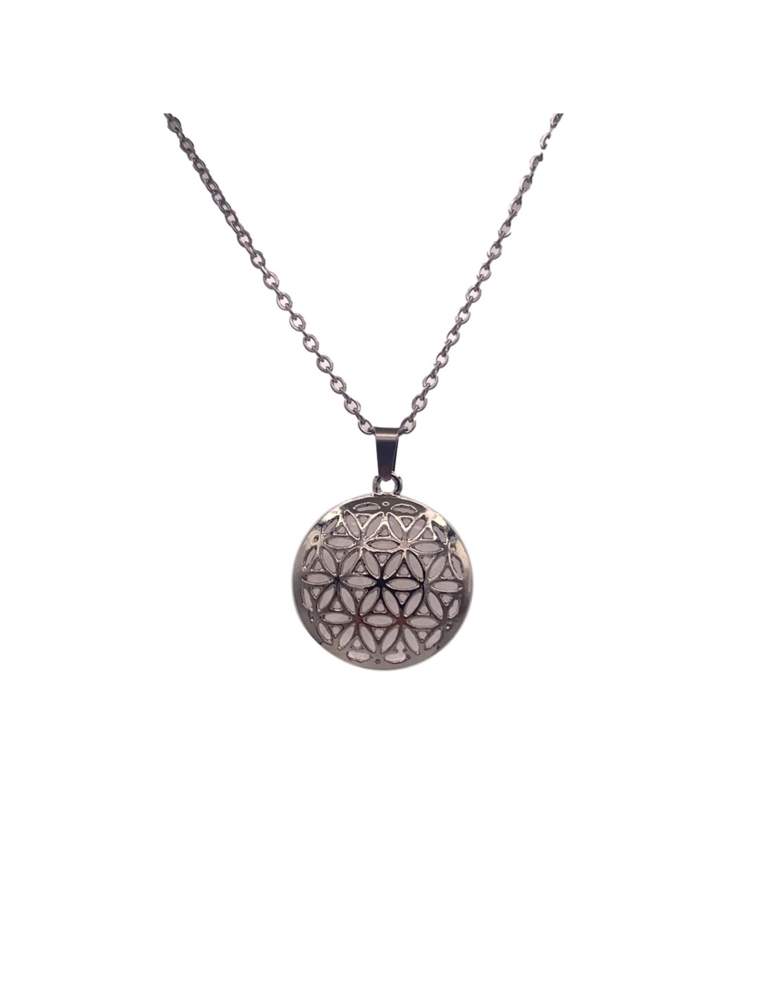 Pendentif fleur de vie en cristal de roche - Harmonisez votre énergie avec ce bijou sacré