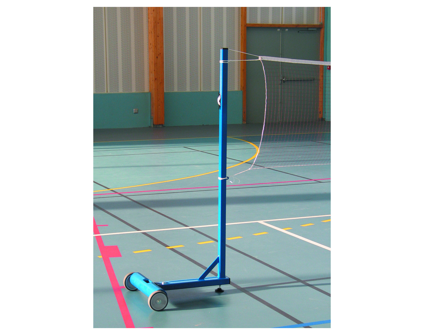Poteau de badminton mobile