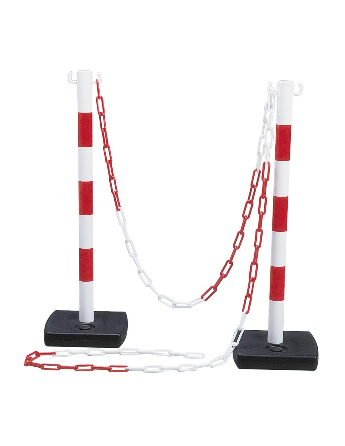 Poteaux de balisage et chaîne