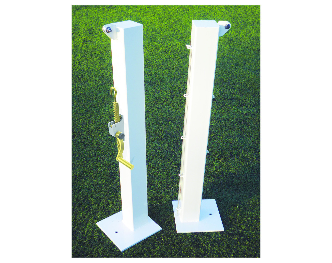 Poteaux de tennis sur platines - la paire