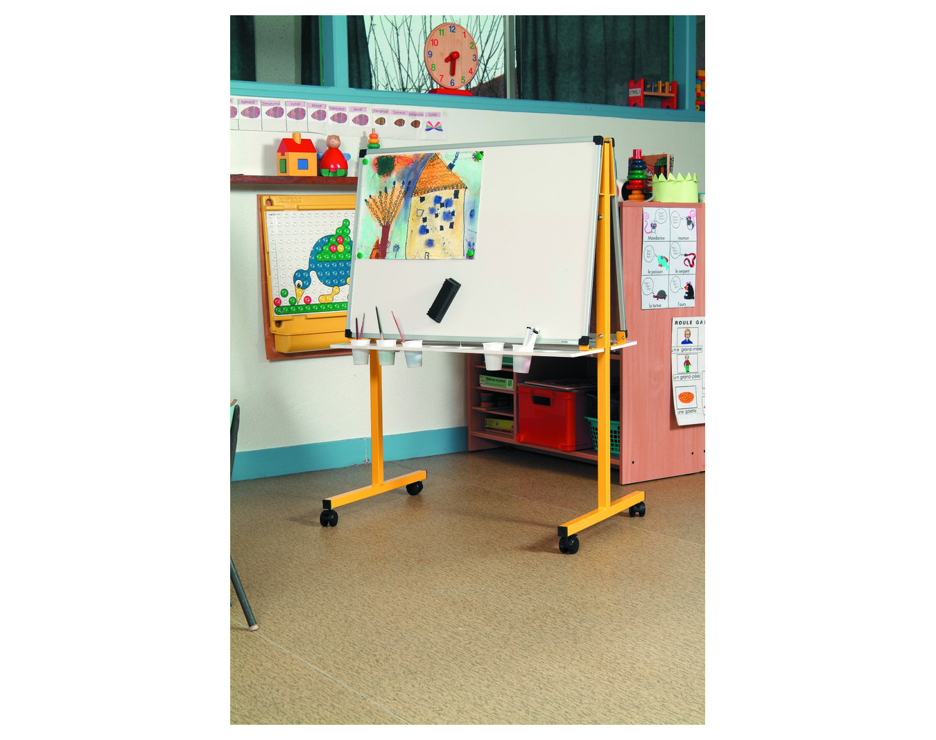 Pupitre et tableau scolaires