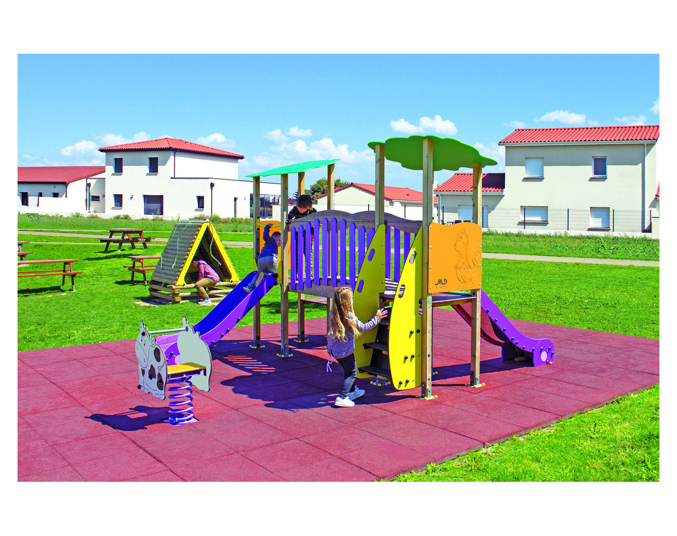 Structure multi-jeux Square