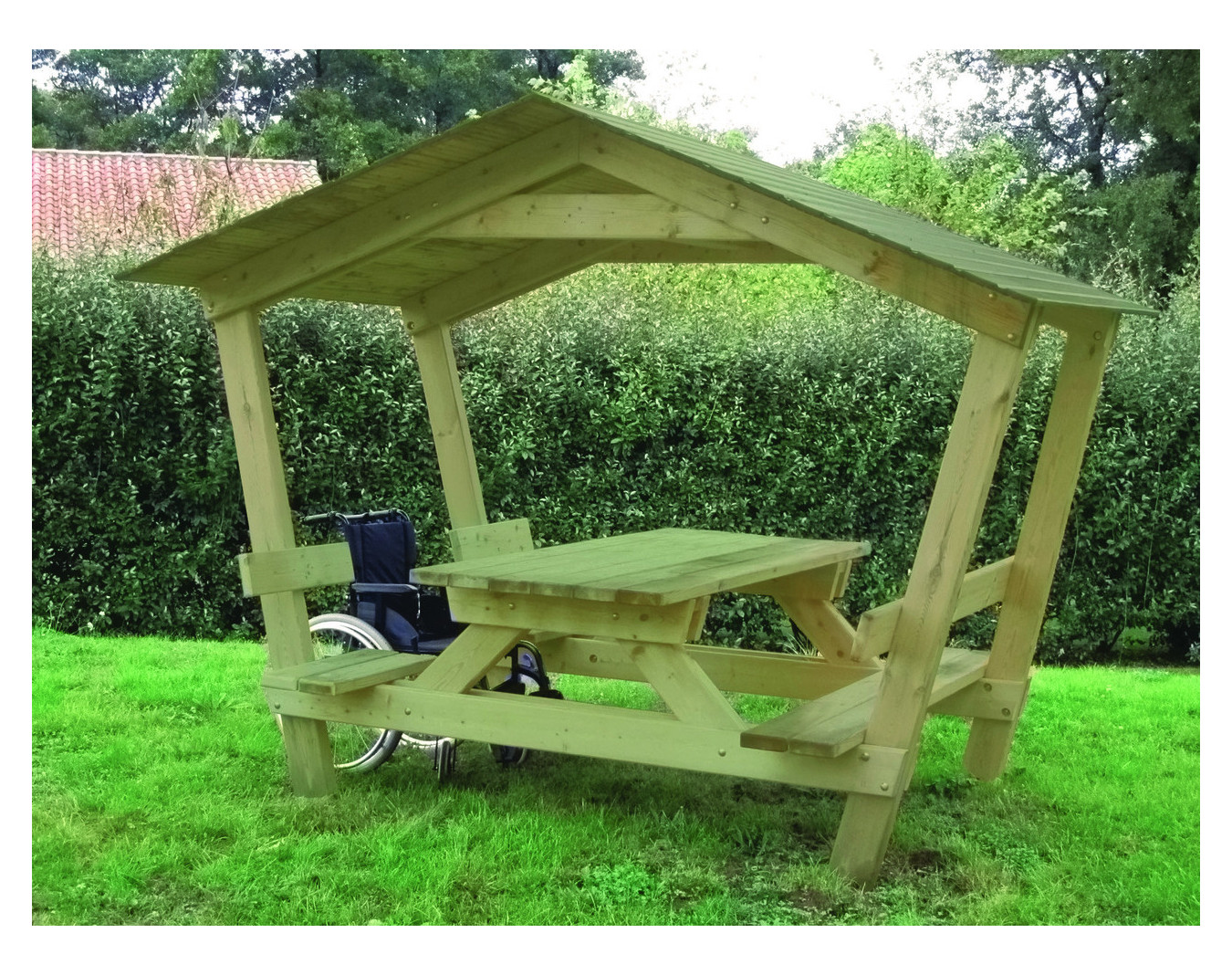 Table pique-nique bois Castor avec toit