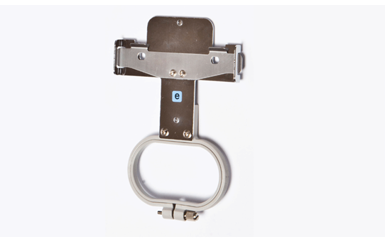 Cadre à broder compact S 70 x 41 mm BROTHER VR et PR