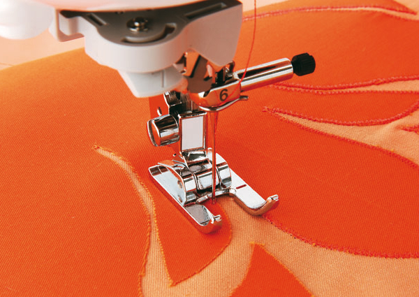 Pied d'applique 5 mm (canette verticale) Brother