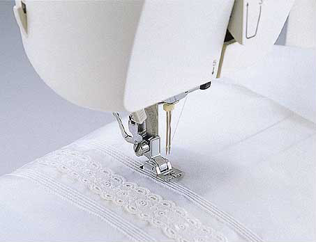 Pied plis cousus 5 nervures 5 mm (canette verticale) Brother